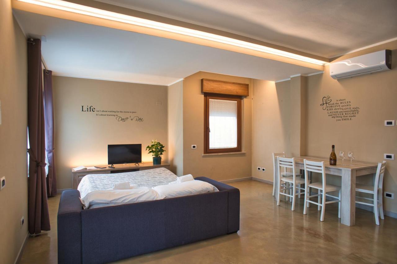 Vanda Luxury House Near Gardaland And Garda Lake Castelnuovo del Garda Exterior photo