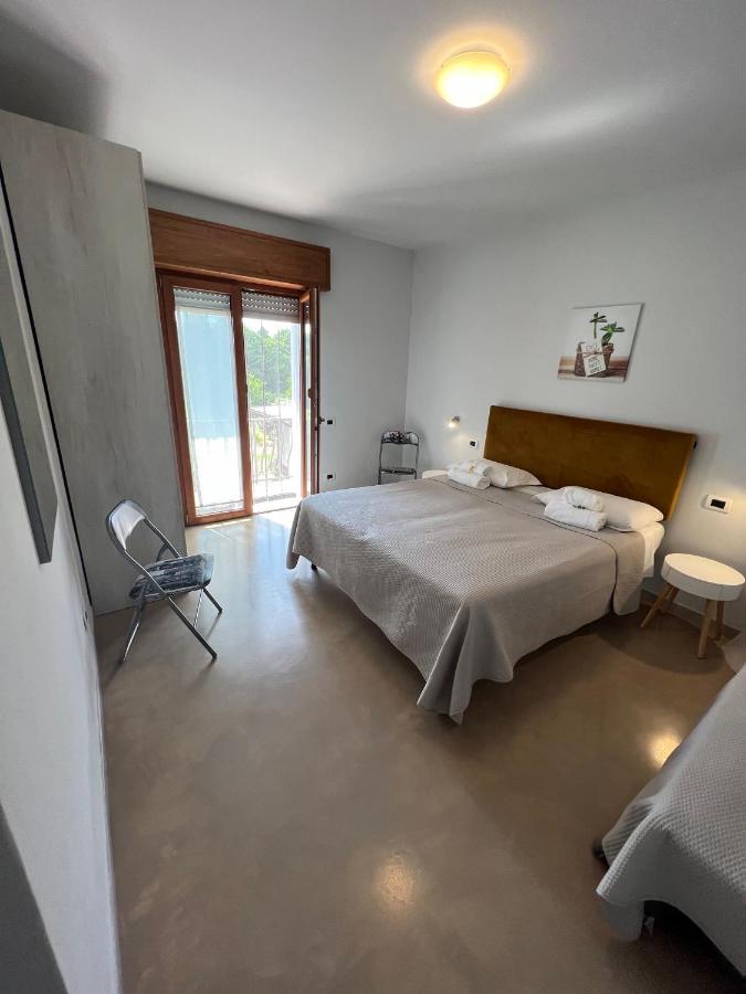 Vanda Luxury House Near Gardaland And Garda Lake Castelnuovo del Garda Exterior photo
